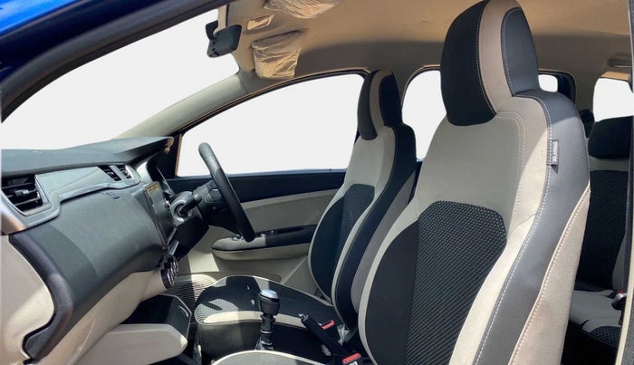 2019 Renault TRIBER RXZ, Petrol, Manual, 33,957 km, Right Side Front Door Cabin