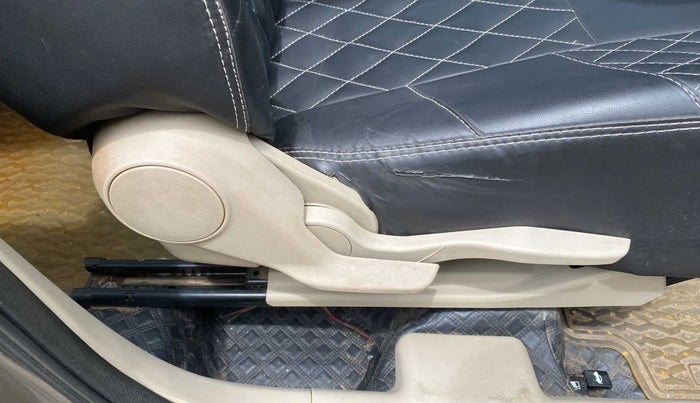 2018 Maruti Dzire VXI, Petrol, Manual, 53,997 km, Driver Side Adjustment Panel