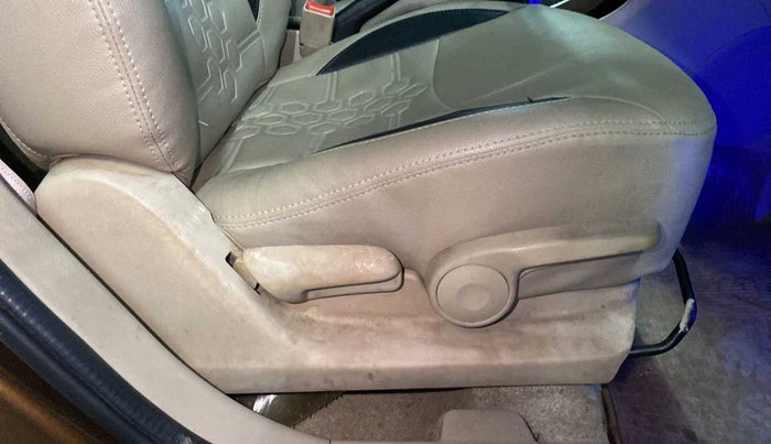 2015 Maruti Ciaz VXI+, Petrol, Manual, 40,264 km, Driver Side Adjustment Panel