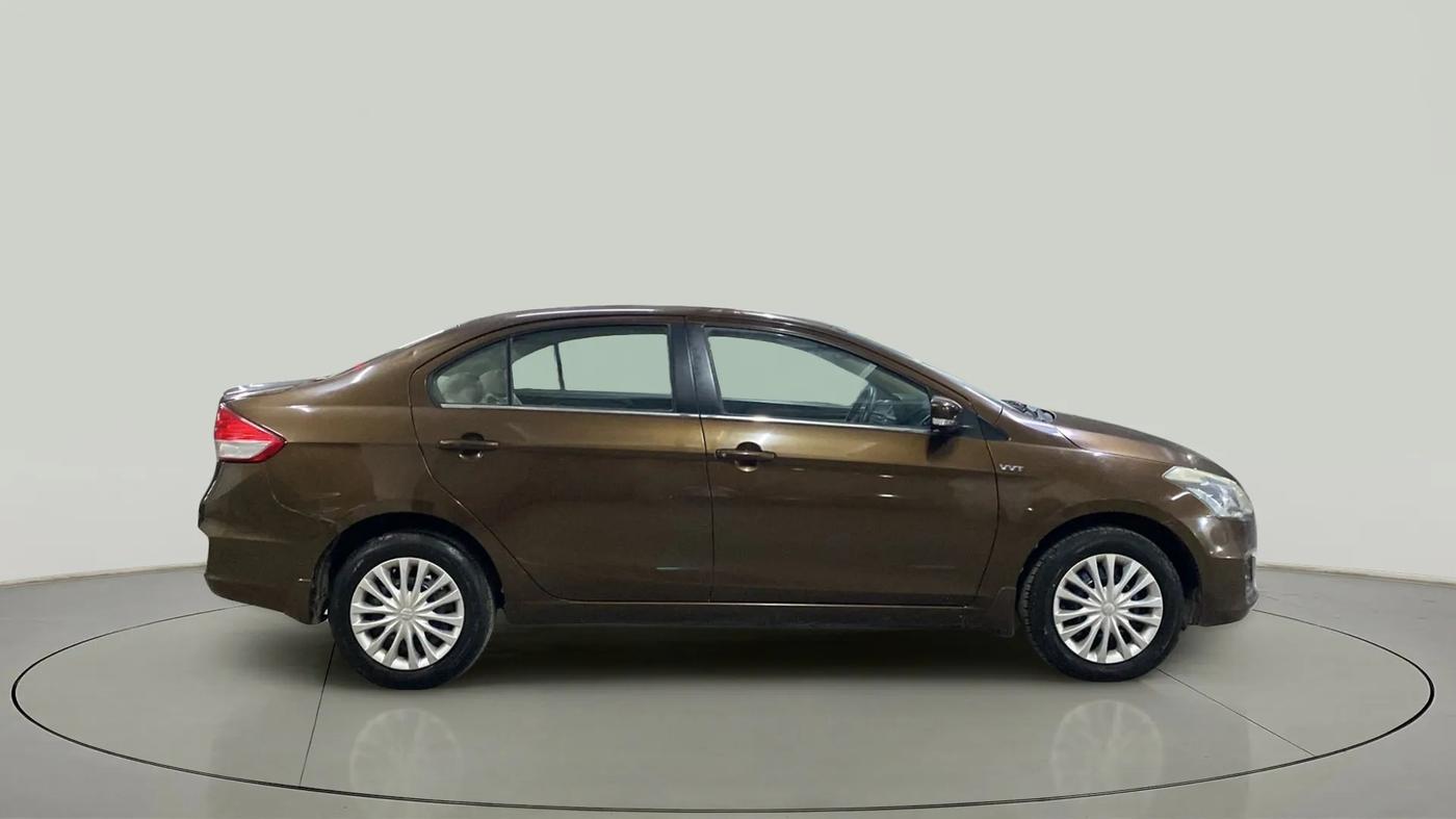 2015 Maruti Ciaz VXI+, Petrol, Manual, 40,264 km, Right Side View