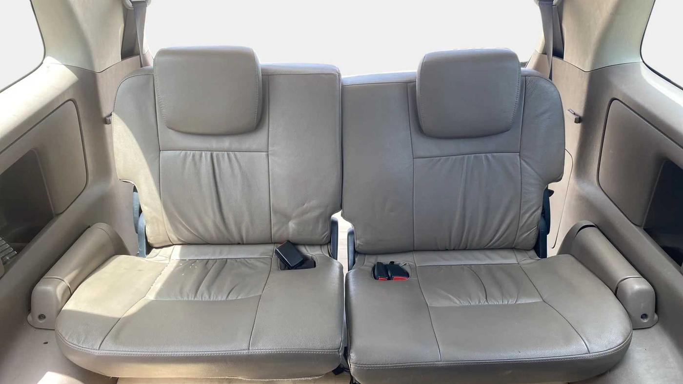 2015 Toyota Innova 2.5 ZX 7 STR, Diesel, Manual, 1,21,214 km, Third Seat Row ( optional )