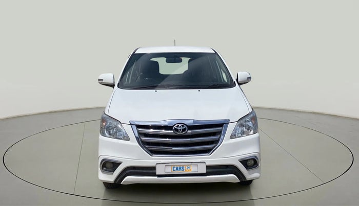 2015 Toyota Innova 2.5 ZX 7 STR, Diesel, Manual, 1,21,214 km, Front