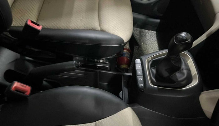 2019 Hyundai NEW SANTRO SPORTZ CNG, CNG, Manual, 67,240 km, Gear Lever
