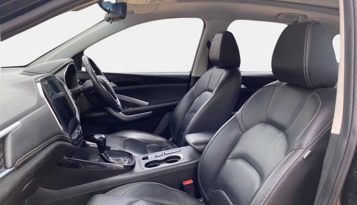 2020 MG HECTOR SHARP 1.5 DCT PETROL, Petrol, Automatic, 58,928 km, Right Side Front Door Cabin