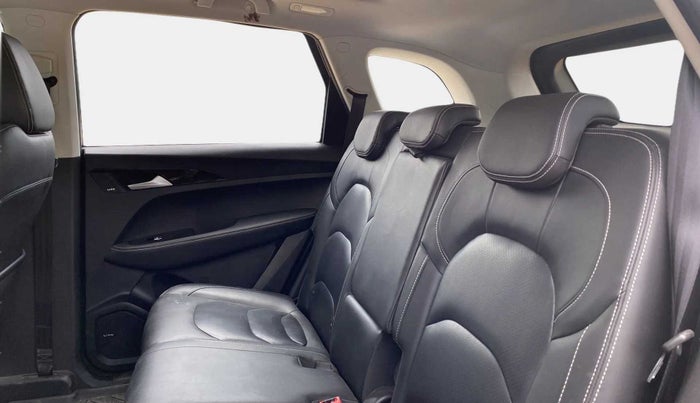 2020 MG HECTOR SHARP 1.5 DCT PETROL, Petrol, Automatic, 58,928 km, Right Side Rear Door Cabin