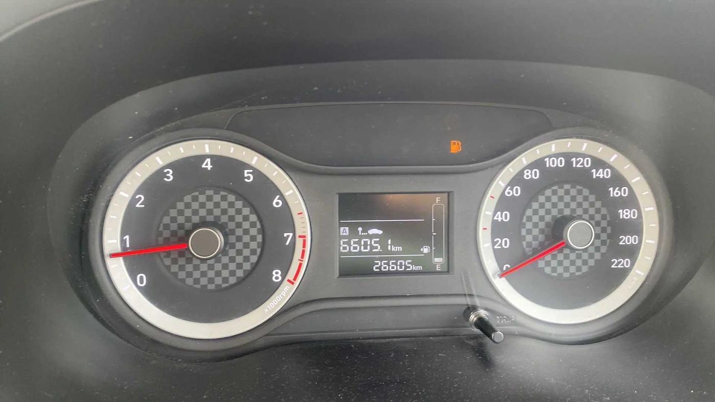 2021 Hyundai GRAND I10 NIOS MAGNA CORPORATE EDITION 1.2 KAPPA VTVT, Petrol, Manual, 26,601 km, Odometer Image