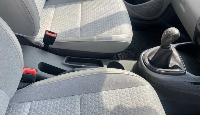 2021 Hyundai GRAND I10 NIOS MAGNA CORPORATE EDITION 1.2 KAPPA VTVT, Petrol, Manual, 26,601 km, Gear Lever