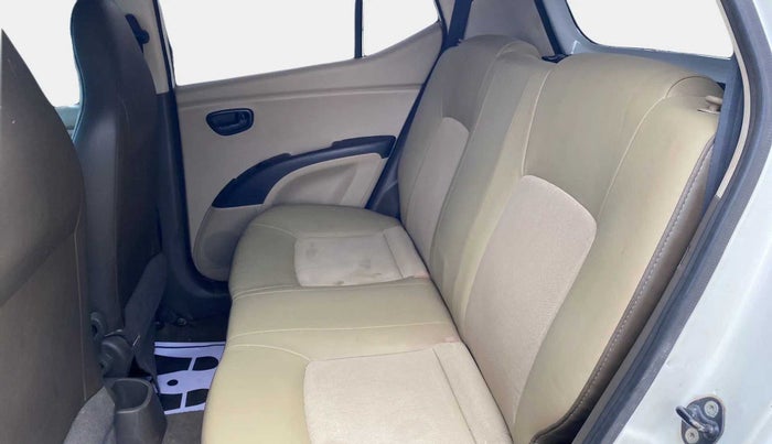 2014 Hyundai i10 MAGNA 1.1, Petrol, Manual, 73,593 km, Right Side Rear Door Cabin