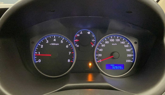 2012 Hyundai i20 MAGNA (O) 1.2, Petrol, Manual, 32,774 km, Odometer Image