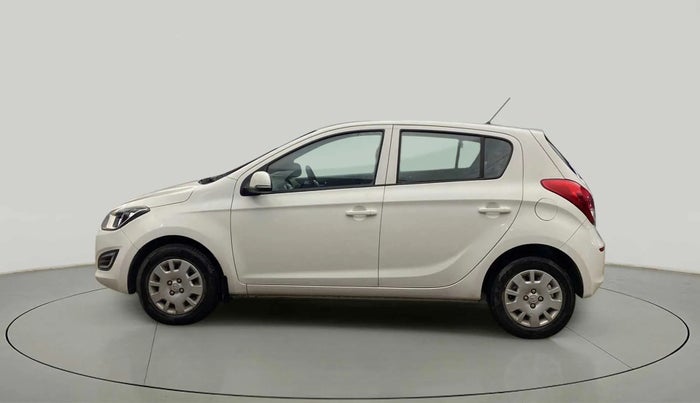 2012 Hyundai i20 MAGNA (O) 1.2, Petrol, Manual, 32,774 km, Left Side