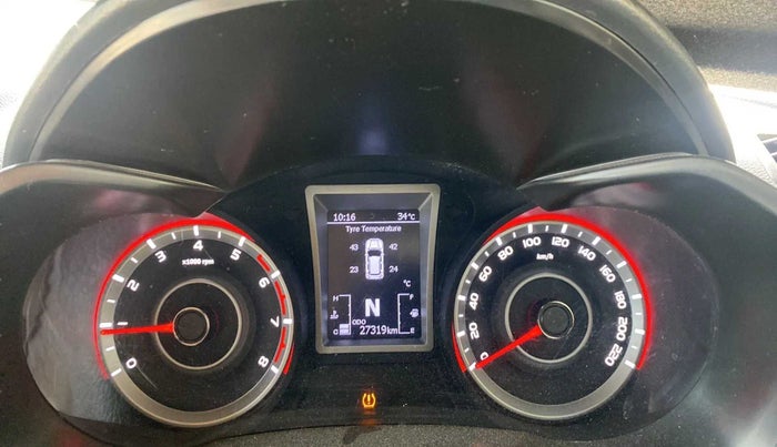 2022 Mahindra XUV300 W8 (O) 1.2 PETROL, Petrol, Manual, 27,299 km, Odometer Image