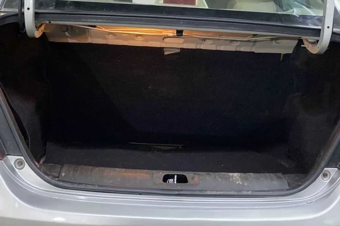 2014 Maruti Swift Dzire VXI, Petrol, Manual, 24,422 km, Boot Inside
