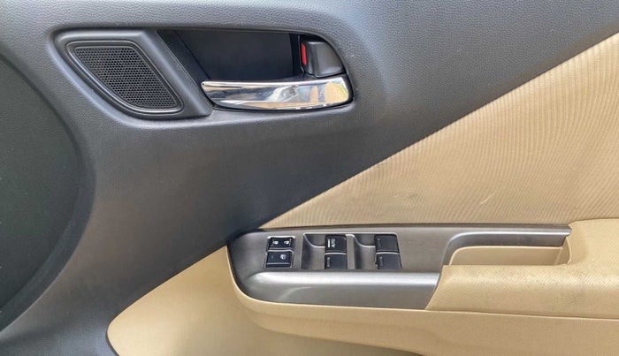 2015 Honda City 1.5L I-VTEC V MT, Petrol, Manual, 72,873 km, Driver Side Door Panels Control