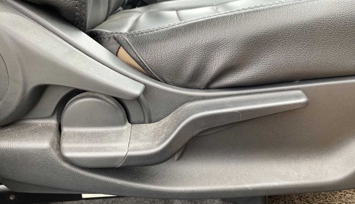 2019 Honda Amaze 1.2L I-VTEC VX, Petrol, Manual, 19,470 km, Driver Side Adjustment Panel
