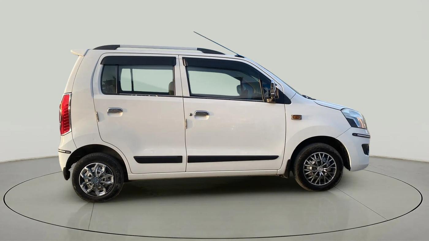 2017 Maruti Wagon R 1.0 LXI CNG, CNG, Manual, 93,101 km, Right Side