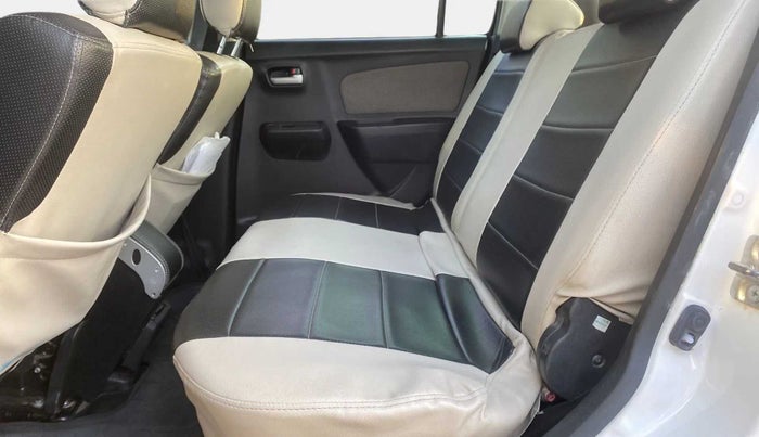 2017 Maruti Wagon R 1.0 LXI CNG, CNG, Manual, 93,101 km, Right Side Rear Door Cabin