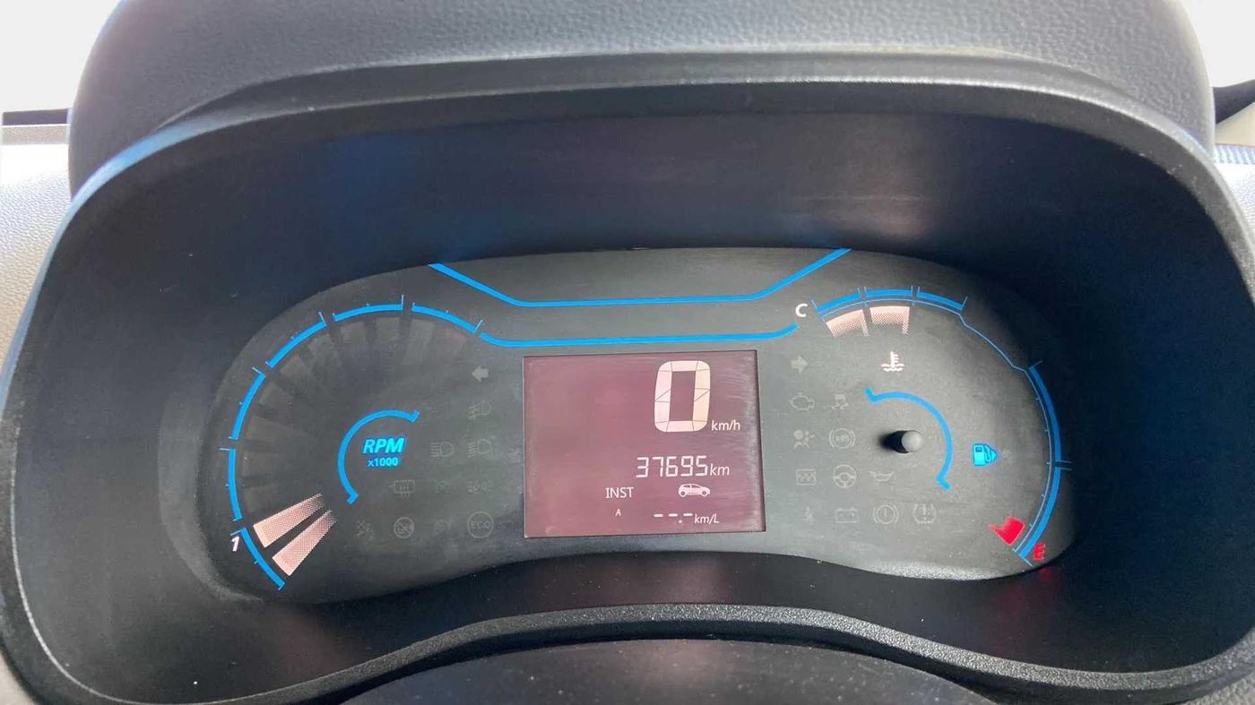 2021 Renault Kwid RXT 0.8, Petrol, Manual, 37,879 km, Odometer Image