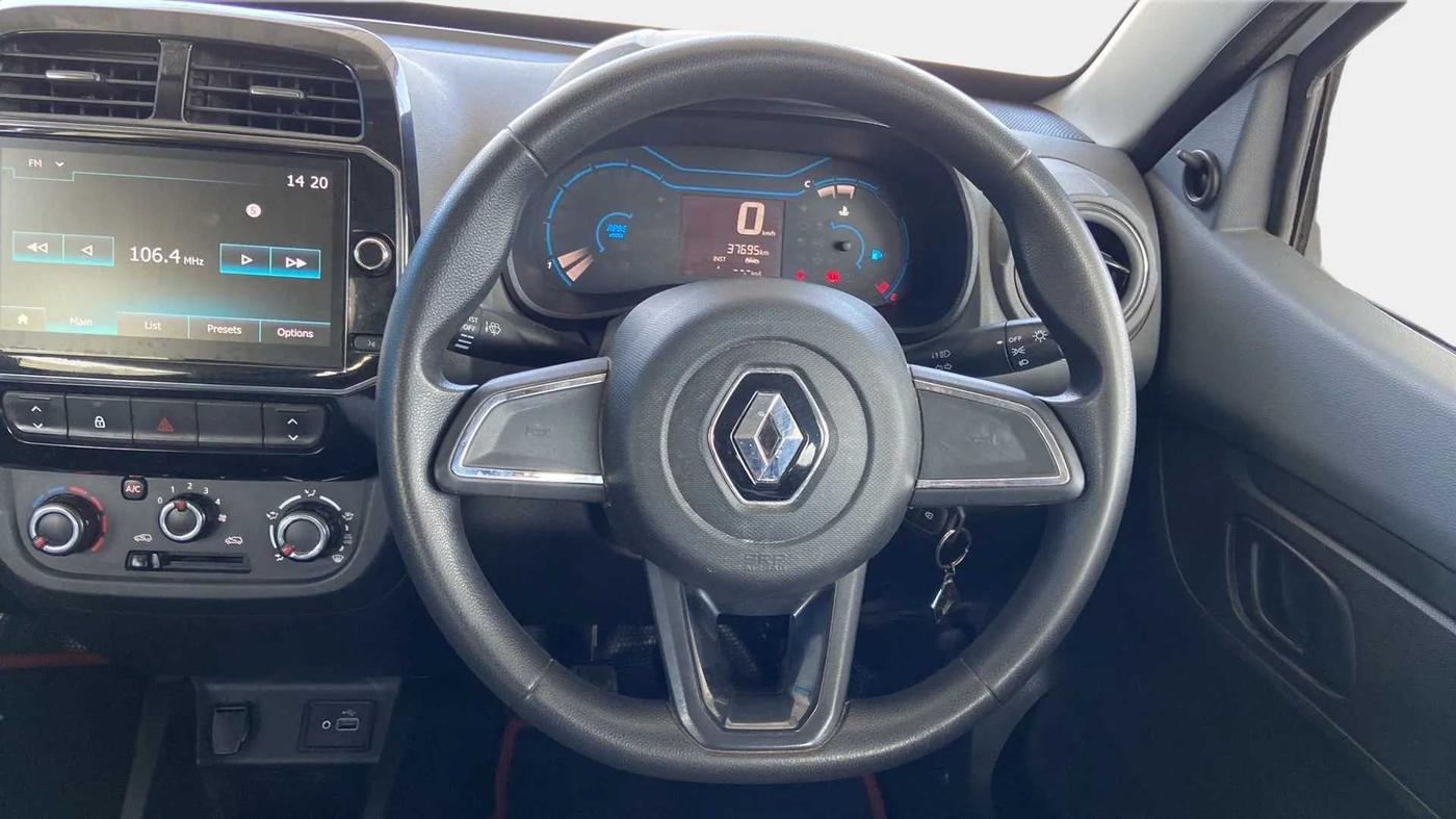2021 Renault Kwid RXT 0.8, Petrol, Manual, 37,879 km, Steering Wheel Close Up