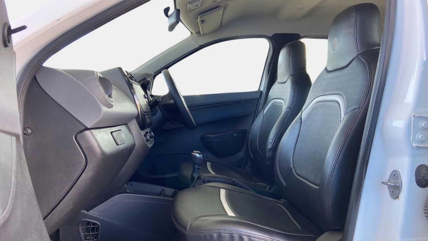 2021 Renault Kwid RXT 0.8, Petrol, Manual, 37,879 km, Right Side Front Door Cabin