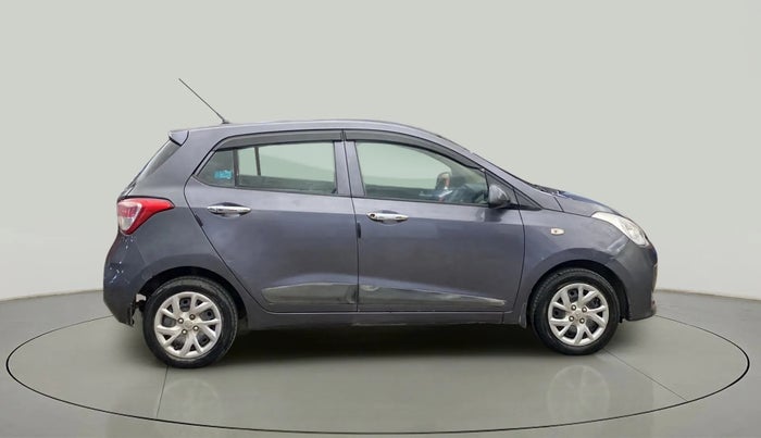 2017 Hyundai Grand i10 SPORTZ 1.2 KAPPA VTVT, Petrol, Manual, 39,088 km, Right Side View