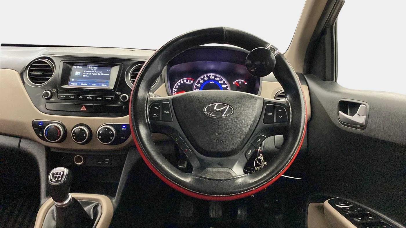 2017 Hyundai Grand i10 SPORTZ 1.2 KAPPA VTVT, Petrol, Manual, 39,088 km, Steering Wheel Close Up