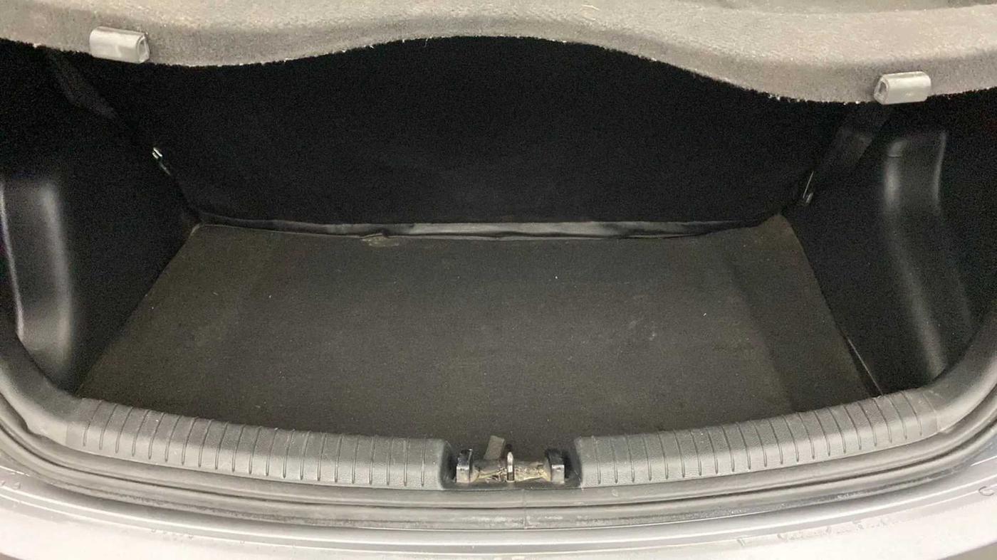 2017 Hyundai Grand i10 SPORTZ 1.2 KAPPA VTVT, Petrol, Manual, 39,088 km, Boot Inside