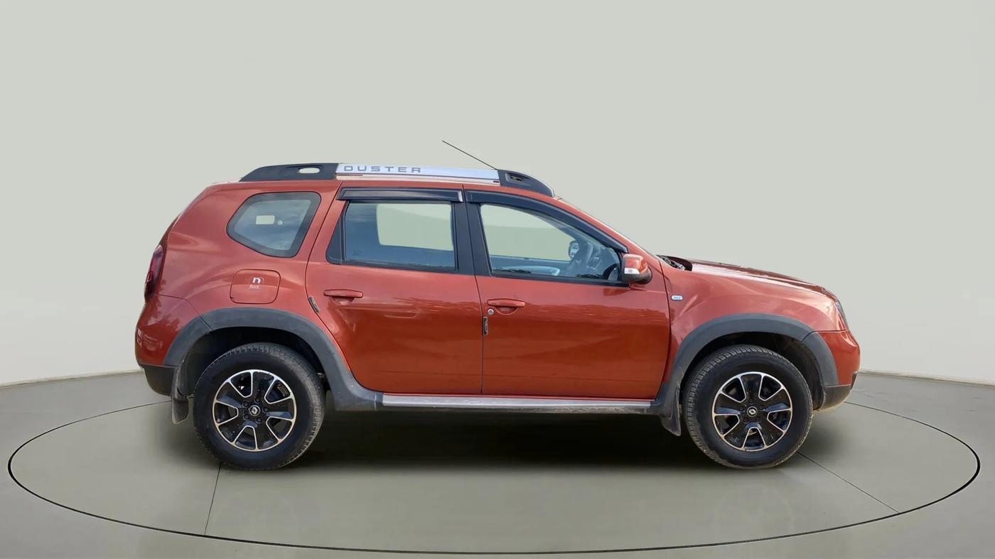 2017 Renault Duster 85 PS RXZ DIESEL, Diesel, Manual, 70,838 km, Right Side View