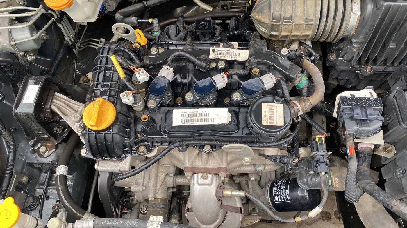 2021 Tata ALTROZ XZ PETROL, Petrol, Manual, 52,443 km, Open Bonet