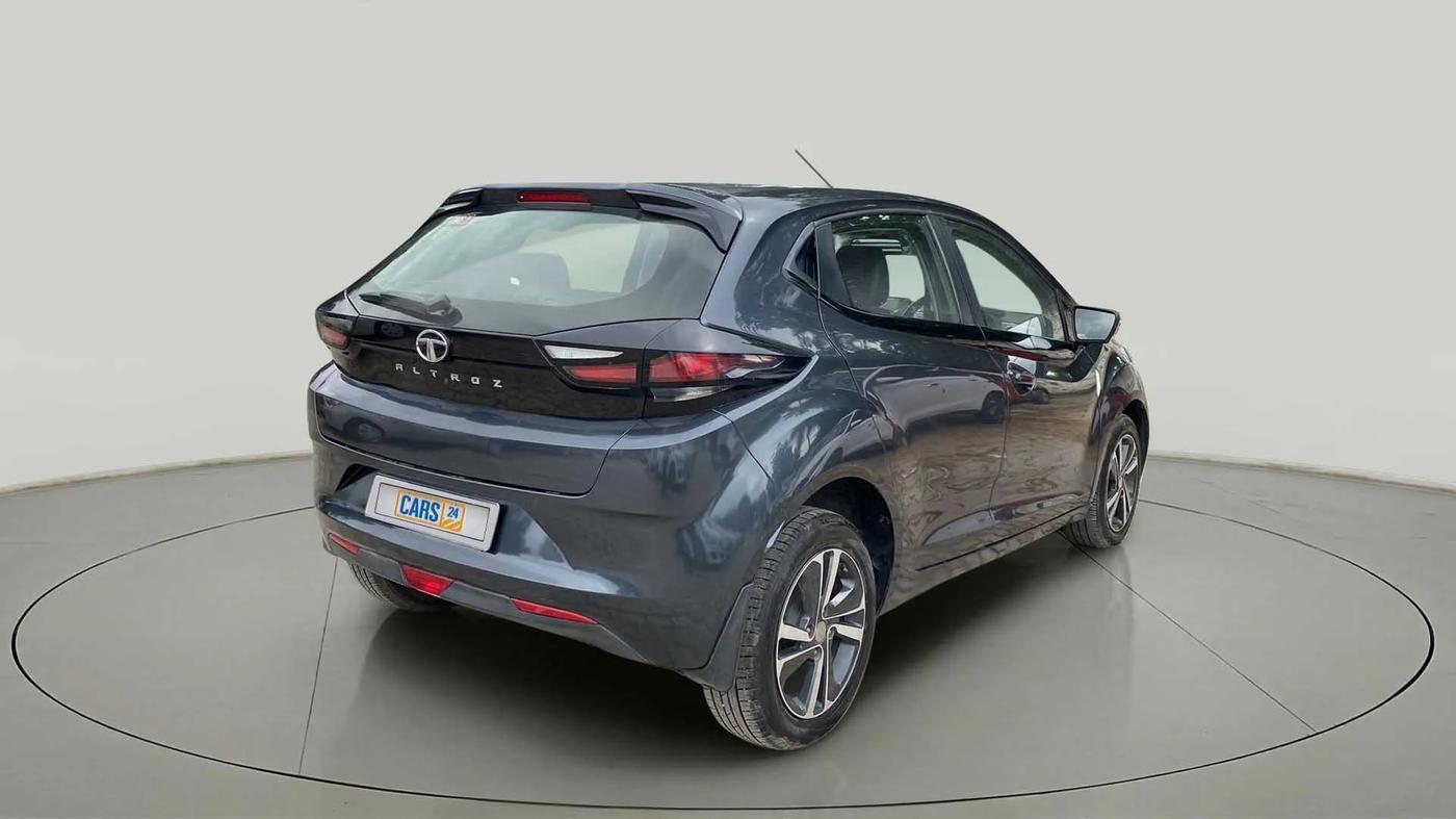 2021 Tata ALTROZ XZ PETROL, Petrol, Manual, 52,443 km, Right Back Diagonal