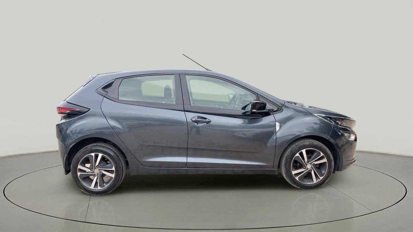 2021 Tata ALTROZ XZ PETROL, Petrol, Manual, 52,443 km, Right Side View