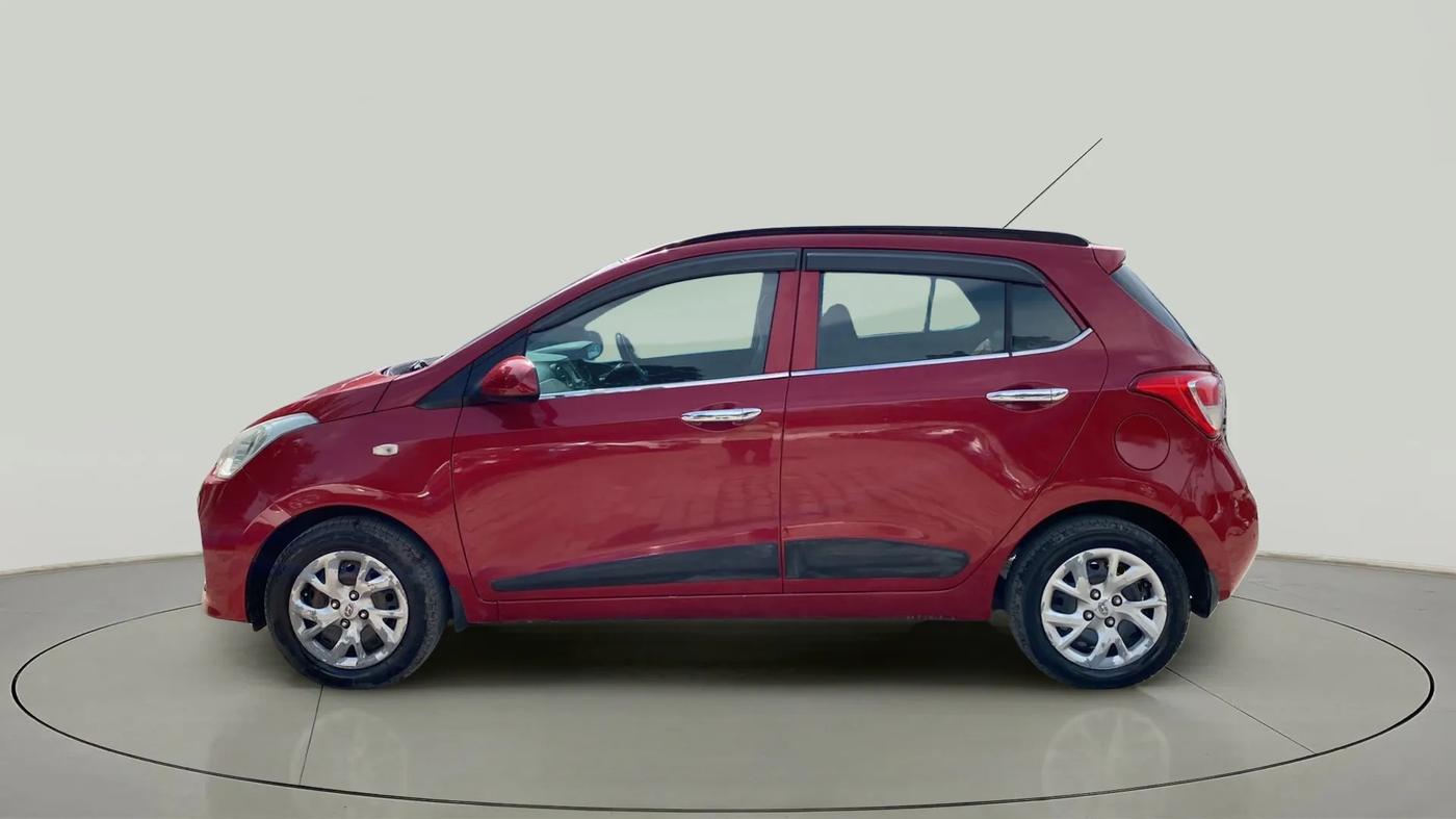 2017 Hyundai Grand i10 SPORTZ 1.2 KAPPA VTVT, CNG, Manual, 87,677 km, Left Side