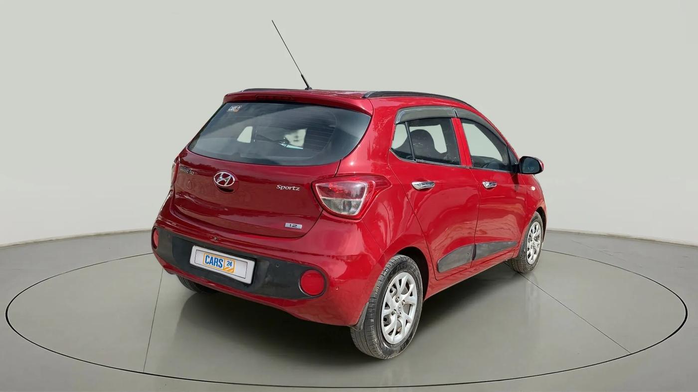 2017 Hyundai Grand i10 SPORTZ 1.2 KAPPA VTVT, CNG, Manual, 87,677 km, Right Back Diagonal