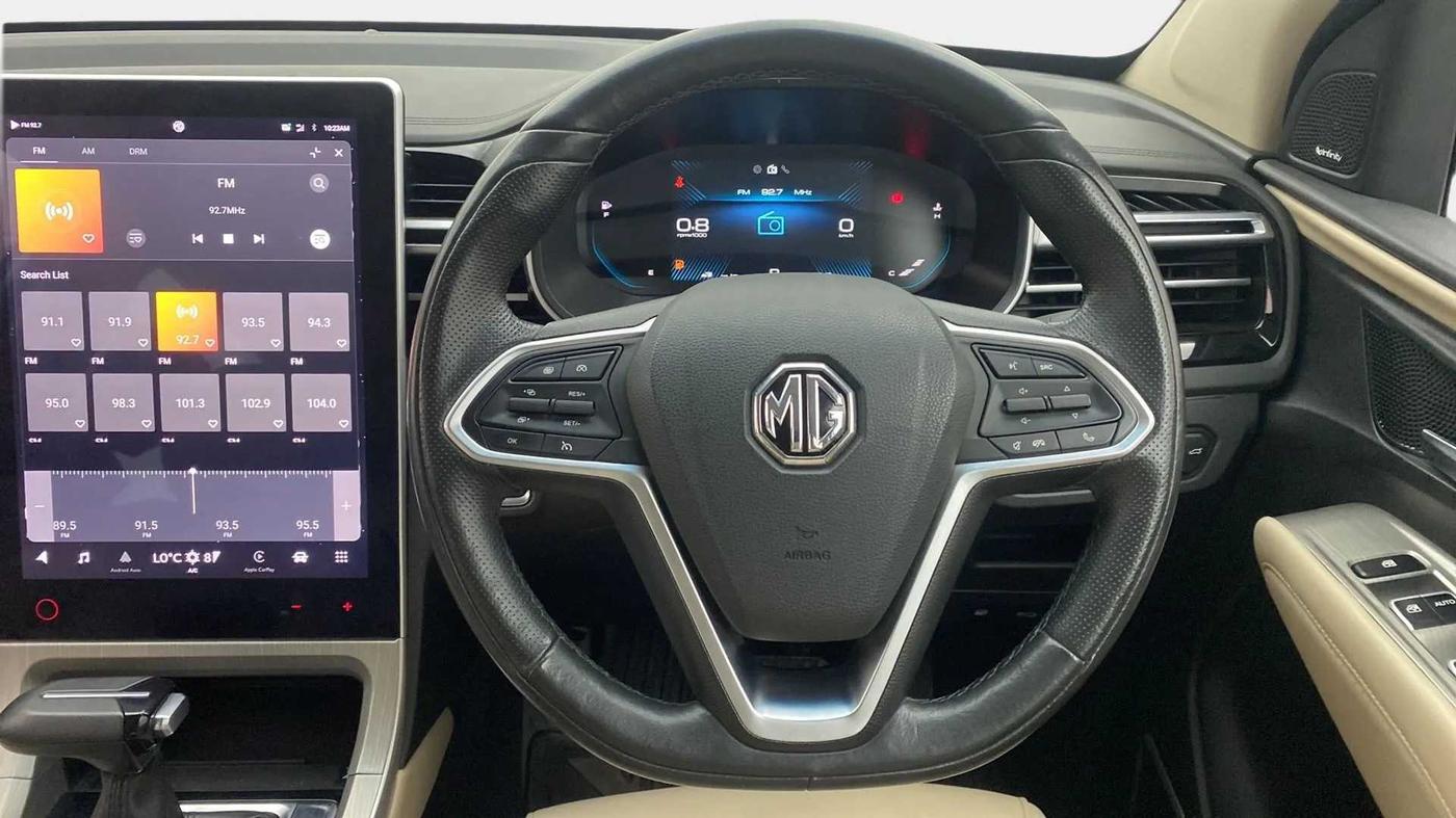 2023 MG HECTOR SHARP PRO 1.5 PETROL TURBO CVT PETROL, Petrol, Automatic, 19,946 km, Steering Wheel Close Up