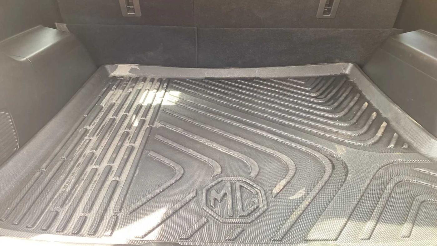 2023 MG HECTOR SHARP PRO 1.5 PETROL TURBO CVT PETROL, Petrol, Automatic, 19,946 km, Boot Inside