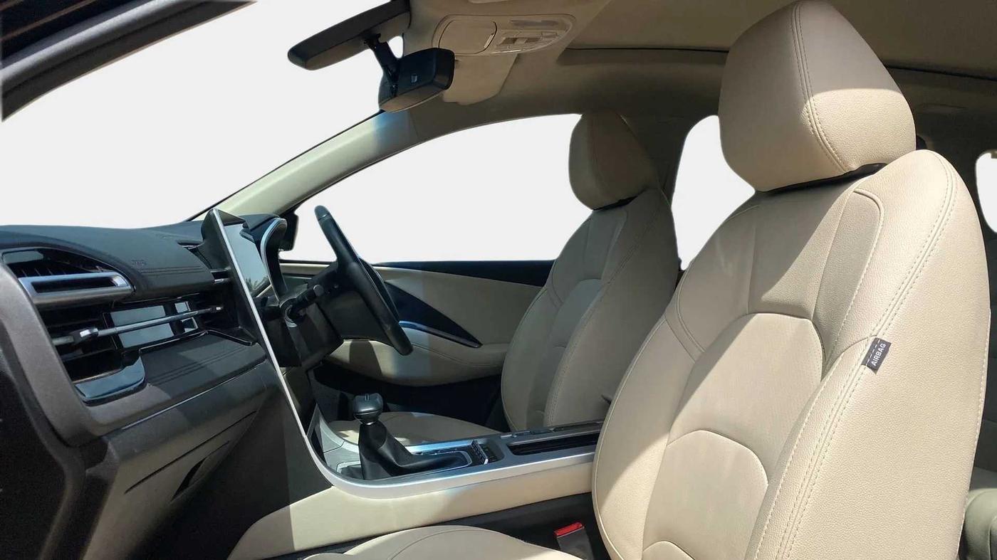 2023 MG HECTOR SHARP PRO 1.5 PETROL TURBO CVT PETROL, Petrol, Automatic, 19,946 km, Right Side Front Door Cabin