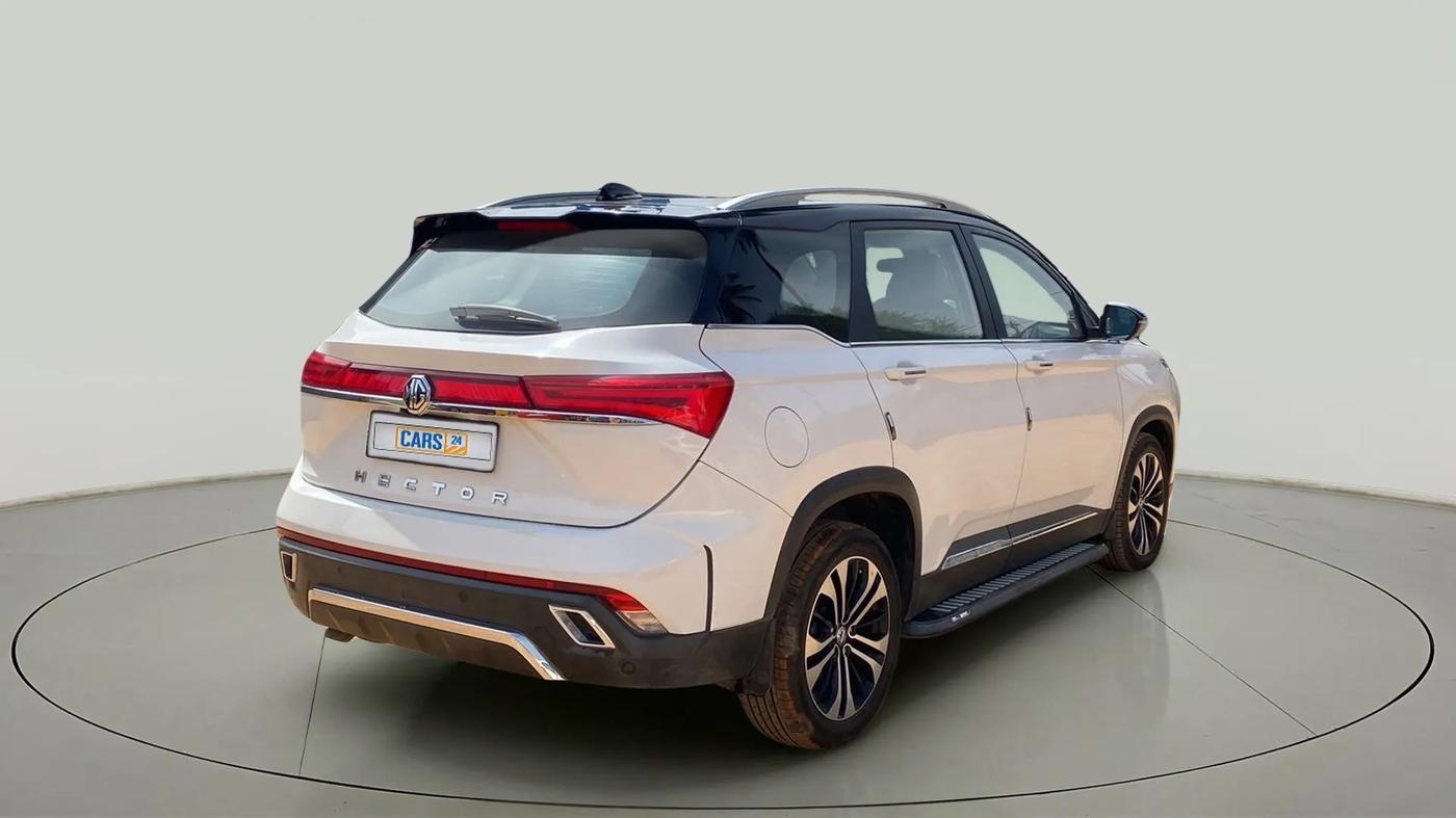 2023 MG HECTOR SHARP PRO 1.5 PETROL TURBO CVT PETROL, Petrol, Automatic, 19,946 km, Right Back Diagonal