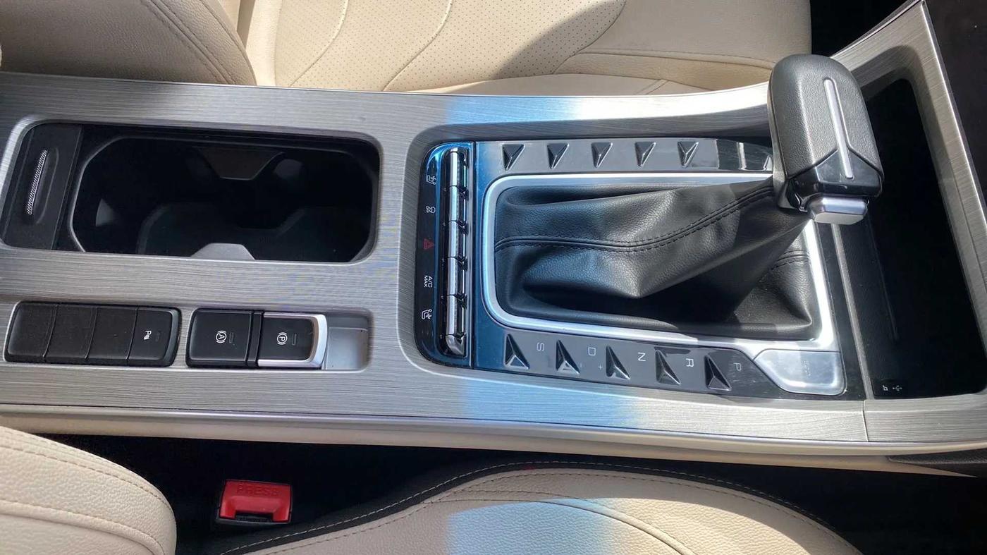 2023 MG HECTOR SHARP PRO 1.5 PETROL TURBO CVT PETROL, Petrol, Automatic, 19,946 km, Gear Lever