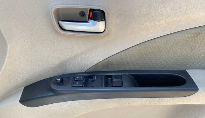 2019 Maruti Celerio ZXI (O), Petrol, Manual, 45,465 km, Driver Side Door Panels Control