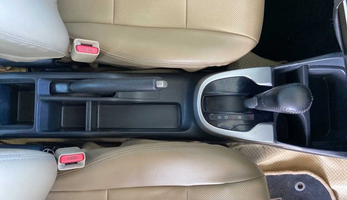 2017 Honda Jazz 1.2L I-VTEC V AT, Petrol, Automatic, 71,992 km, Gear Lever