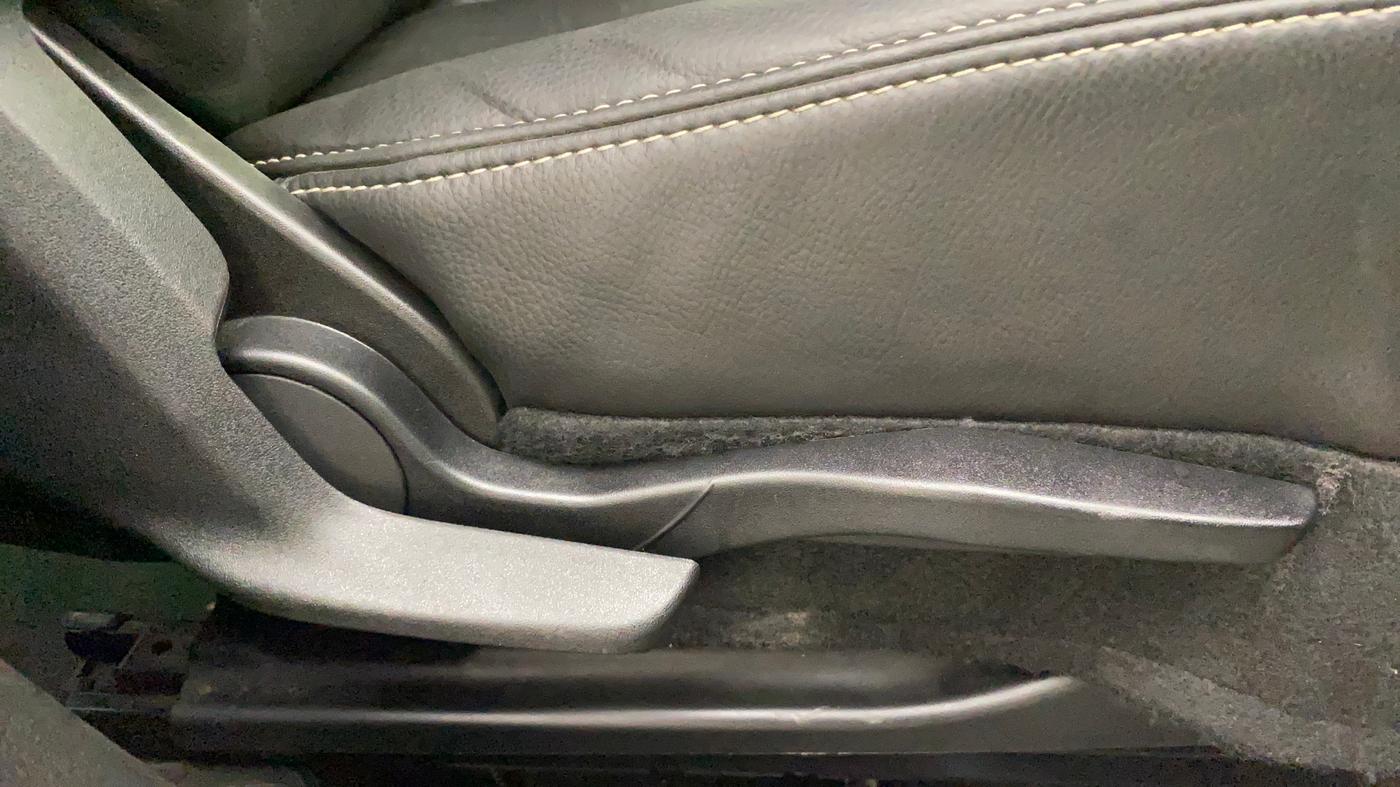 2022 Maruti Baleno ALPHA 1.2 AGS, Petrol, Automatic, 33,713 km, Driver Side Adjustment Panel