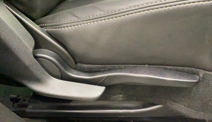2022 Maruti Baleno ALPHA 1.2 AGS, Petrol, Automatic, 33,713 km, Driver Side Adjustment Panel