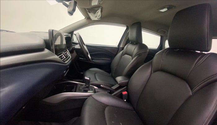 2022 Maruti Baleno ALPHA 1.2 AGS, Petrol, Automatic, 33,713 km, Right Side Front Door Cabin