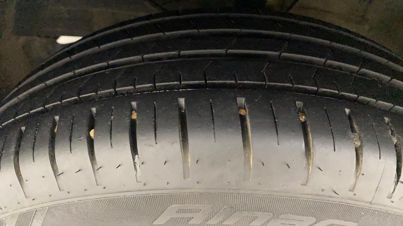 2022 Maruti Baleno ALPHA 1.2 AGS, Petrol, Automatic, 33,713 km, Left Front Tyre Tread