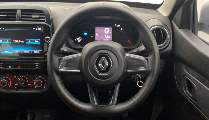 2022 Renault Kwid RXT 1.0 AMT, Petrol, Automatic, 7,662 km, Steering Wheel Close Up
