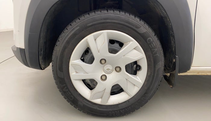 2022 Renault Kwid RXT 1.0 AMT, Petrol, Automatic, 7,662 km, Left Front Wheel