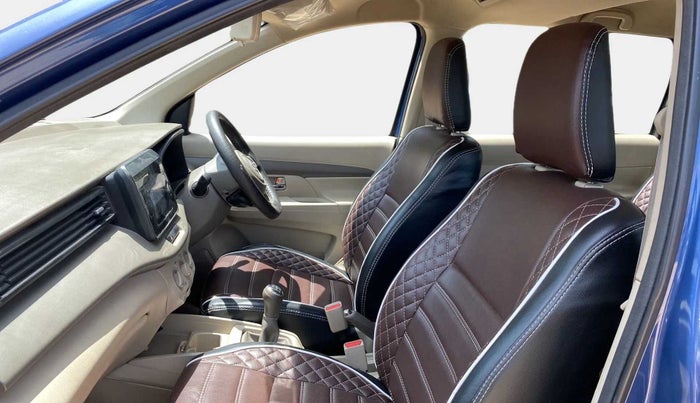 2022 Maruti Ertiga VXI CNG, CNG, Manual, 13,171 km, Right Side Front Door Cabin