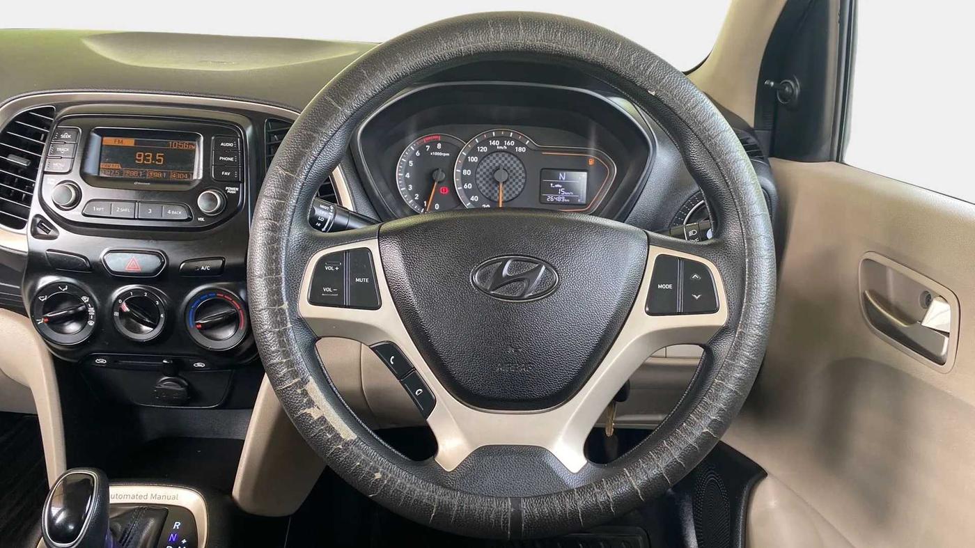 2018 Hyundai NEW SANTRO MAGNA AMT, Petrol, Automatic, 26,454 km, Steering Wheel Close Up