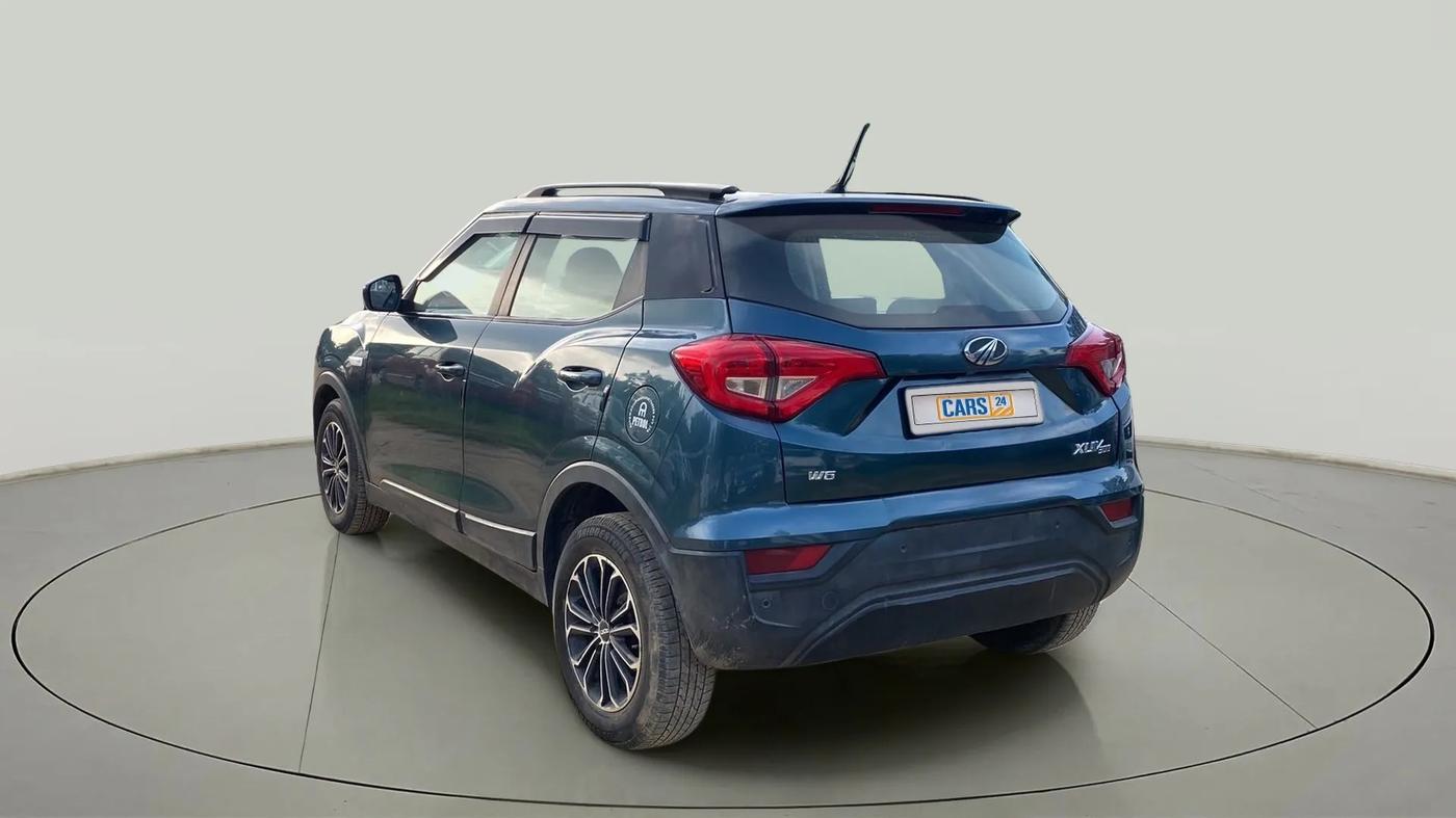 2019 Mahindra XUV300 W6 1.2 PETROL, Petrol, Manual, 79,535 km, Left Back Diagonal