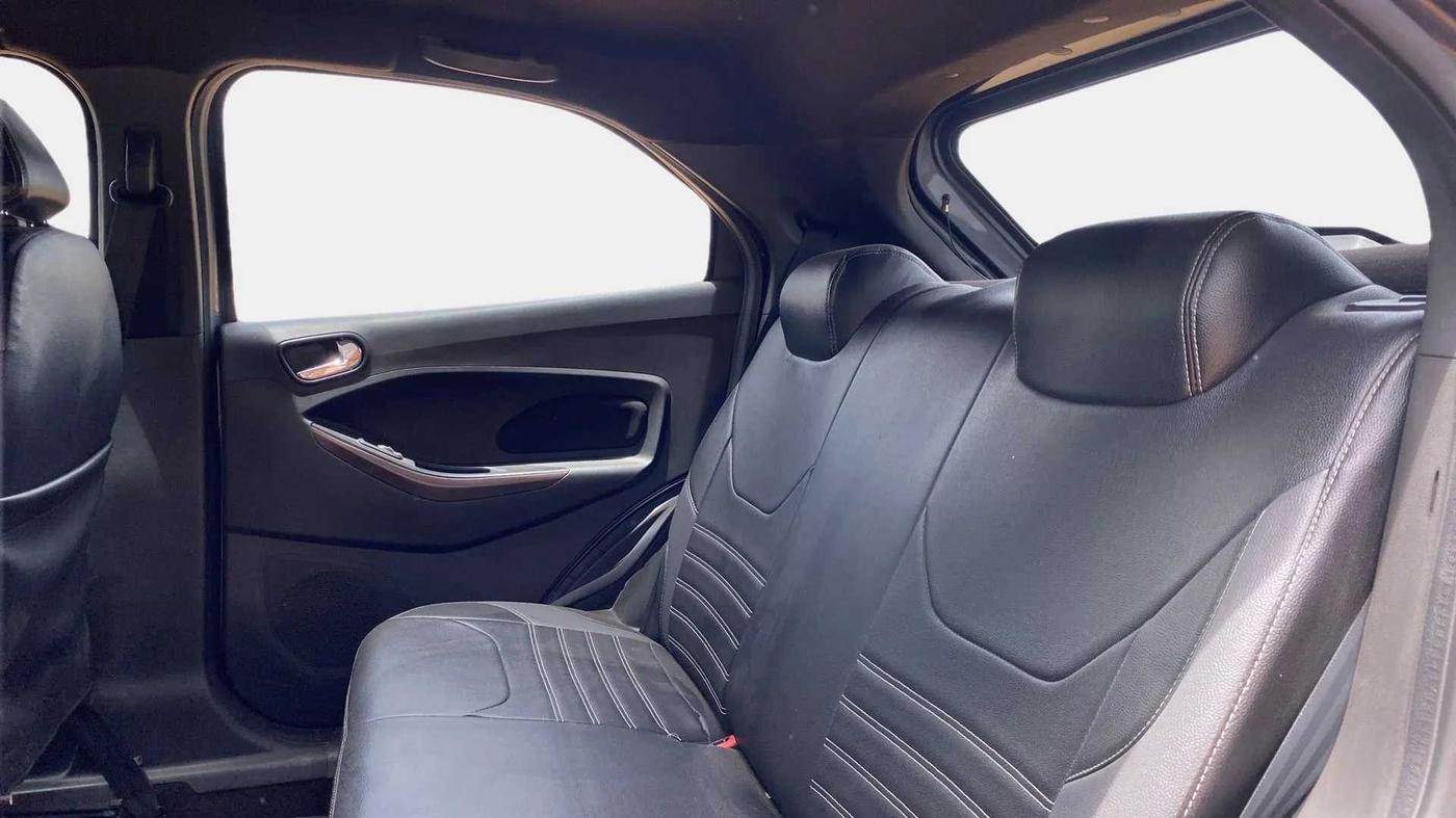 2018 Ford FREESTYLE TITANIUM 1.5 DIESEL, Diesel, Manual, 76,206 km, Right Side Rear Door Cabin