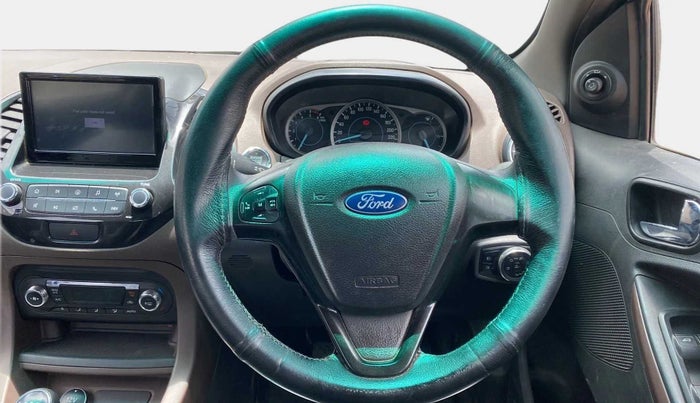 2018 Ford FREESTYLE TITANIUM 1.5 DIESEL, Diesel, Manual, 76,206 km, Steering Wheel Close Up